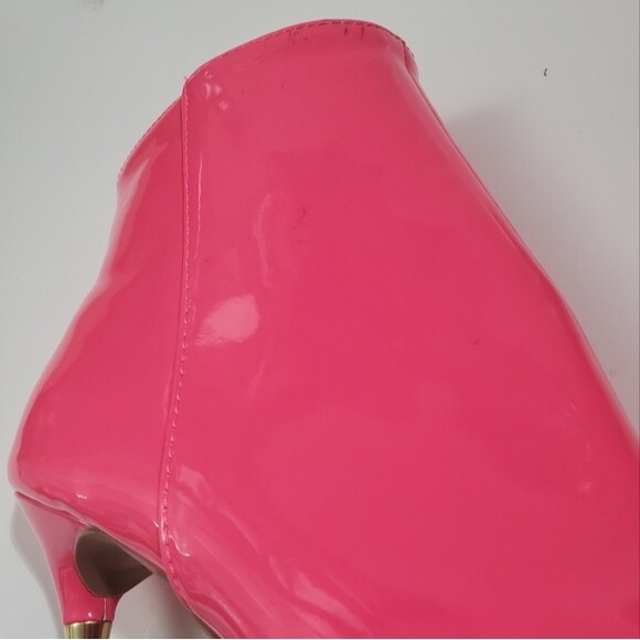 Barbie Girl Pointed Toe Gold Heel Booties Size 6 - Picture 13 of 15